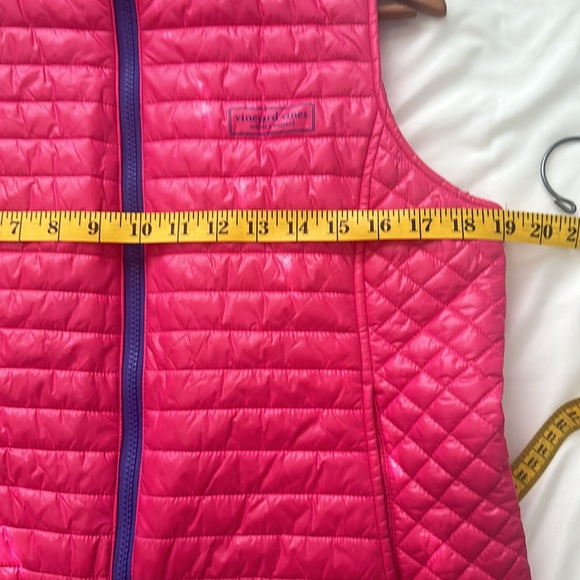 Vineyard Vines Women's Puffer Vest Rhododendron Pink, Size M - Picture 5 of 9